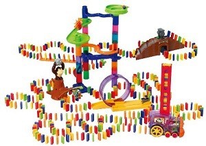 PLAYGO - Розкішний Ігровий Набір Доміно з Потягом - 500 дет.
