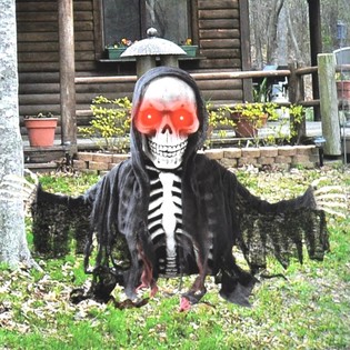 СКЕЛЕТ REAPER GROUNDBREAKER З ПІДСВІТКОЮ 50 СМ